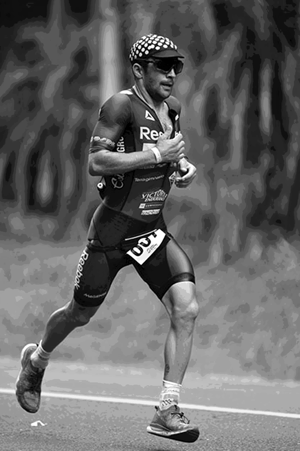 Mario de Elias running